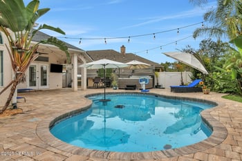 246 Edgewater Branch Dr, St Johns, FL 32259