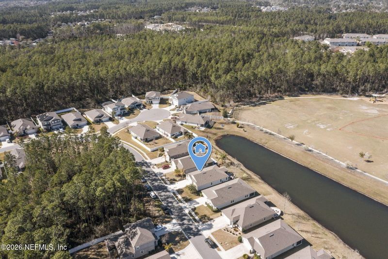 246 Glasgow Dr, St Johns, FL 32259