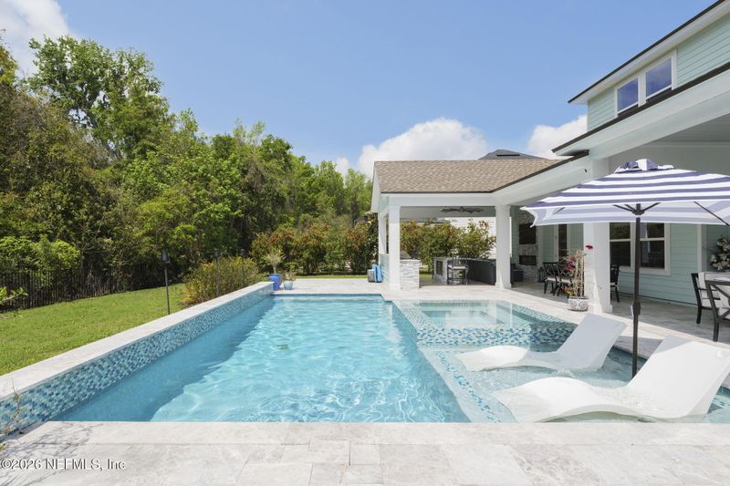 247 Vale Dr, St Augustine, FL 32095