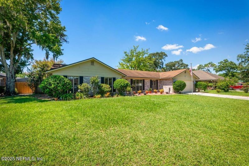 2477 Ridgecrest Ave, Orange Park, FL 32065