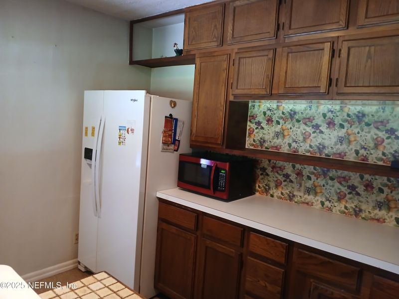 2484 Peach Dr, Jacksonville, FL 32246