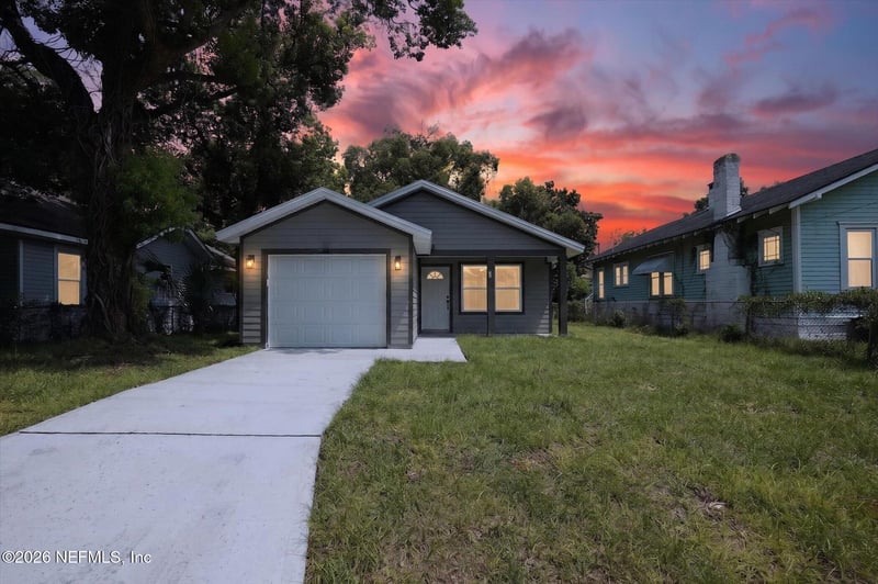 25 E 31st St, Jacksonville, FL 32206