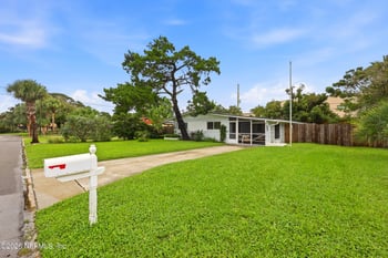 25 Sandra Dr, Jacksonville Beach, FL 32250