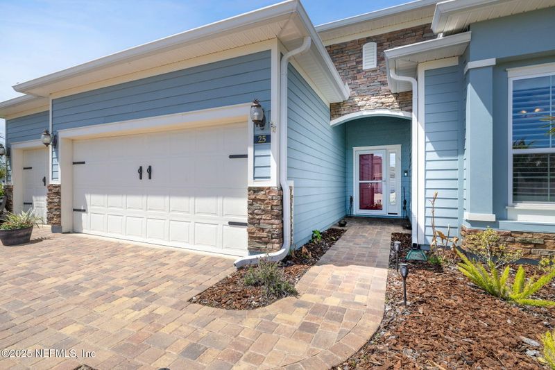 25 Trumpco Dr, St Augustine, FL 32092