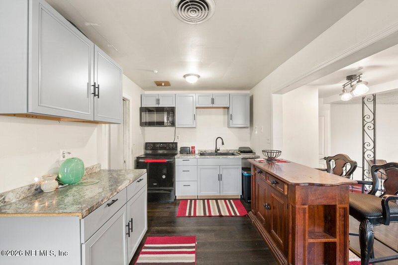 2501 Doby St, Jacksonville, FL 32209