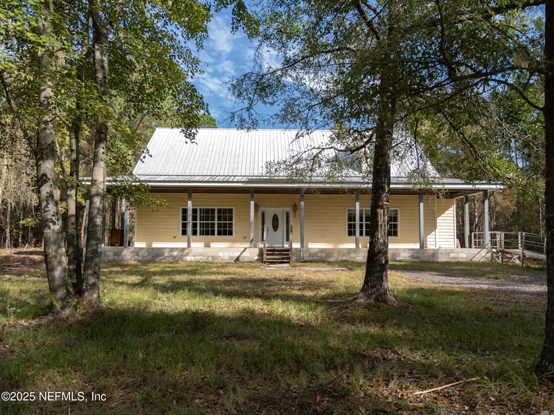 2501 Red Fox Ln, Bryceville, FL 32009