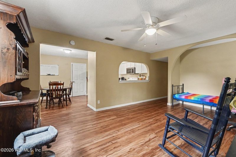 2501 Red Robin Dr E, Jacksonville, FL 32210
