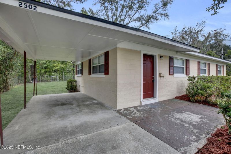 2502 Hugh Edwards Dr, Jacksonville, FL 32210