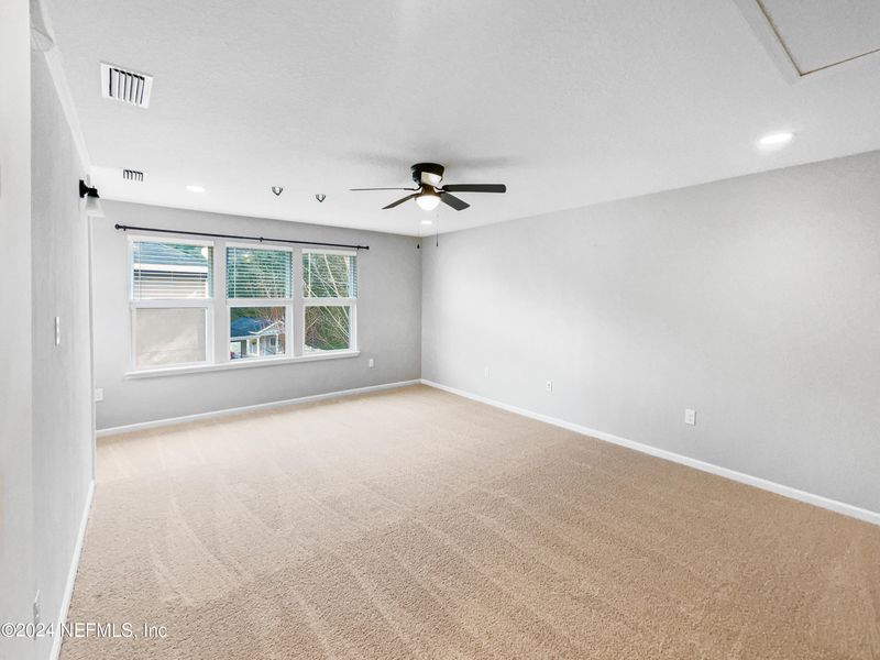 251 Heritage Oaks Dr, St Johns, FL 32259