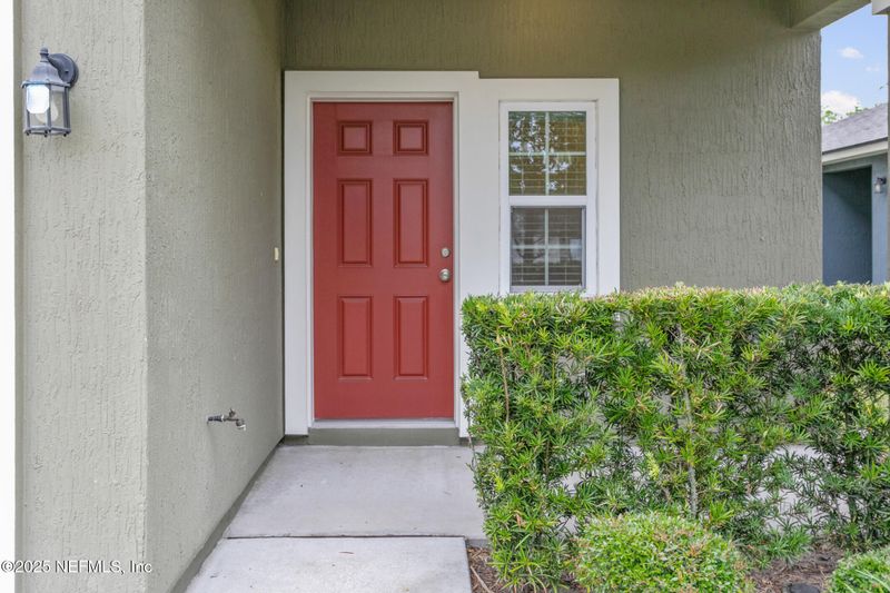 2517 Caney Oaks Dr W, Jacksonville, FL 32218