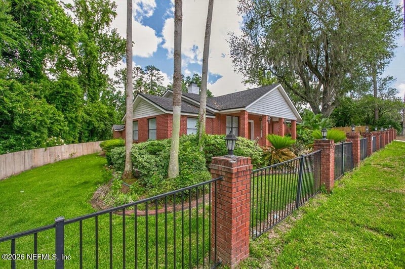 2523 Belfort Rd, Jacksonville, FL 32216