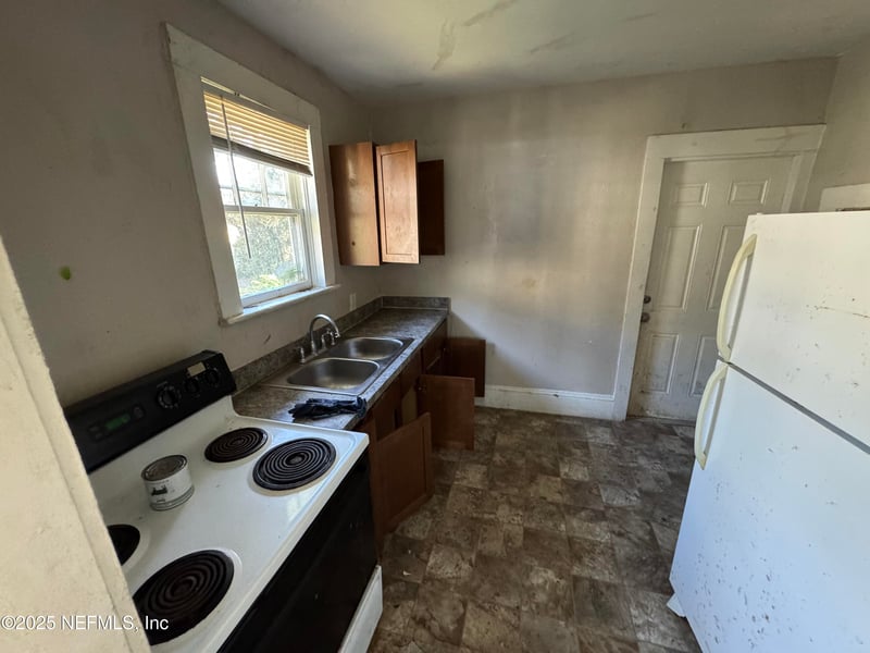 2524 Lewis St, Jacksonville, FL 32204