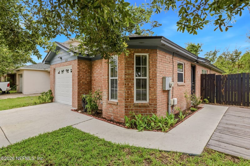 2529 Americas Cup Cir E, Atlantic Beach, FL 32233
