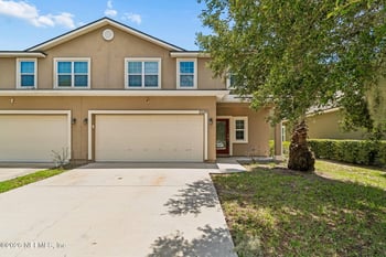 2529 Caney Oaks Dr W, Jacksonville, FL 32218