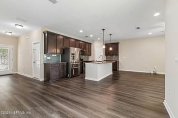 2529 Caney Oaks Dr W, Jacksonville, FL 32218