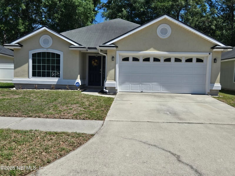 2531 Carson Oaks Dr, Jacksonville, FL 32221