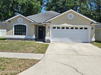 2531 Carson Oaks Dr, Jacksonville, FL 32221