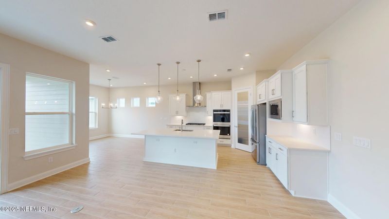 254 Palomar Dr, St Johns, FL 32259