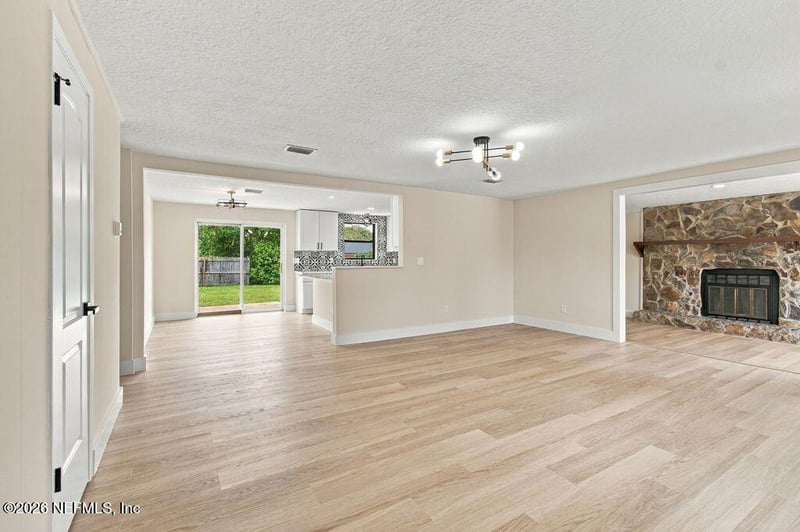 2544 Spring Lake Rd, Jacksonville, FL 32210