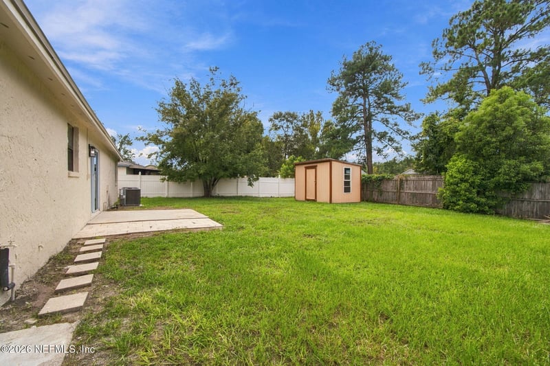2544 Spring Lake Rd, Jacksonville, FL 32210