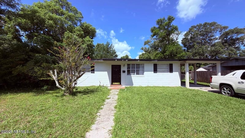 2548 Congaree Dr W, Jacksonville, FL 32211