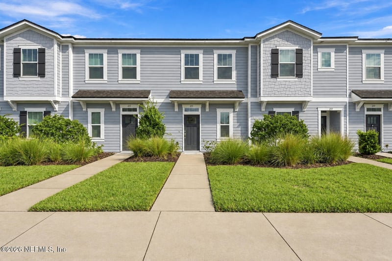 255 Annies Pl, Jacksonville, FL 32218