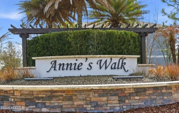 255 Annies Pl, Jacksonville, FL 32218