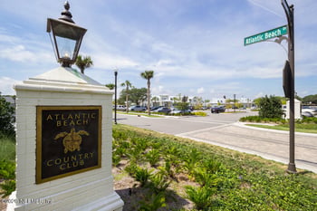255 Sherry Dr, Atlantic Beach, FL 32233