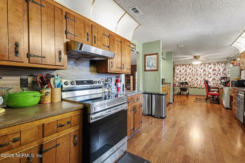 2551 Ridgecrest Ave, Orange Park, FL 32065