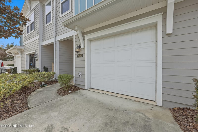 2552 Sandy Dune Dr, Jacksonville, FL 32233