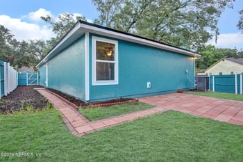 256 Aquarius Cir N, Jacksonville, FL 32216