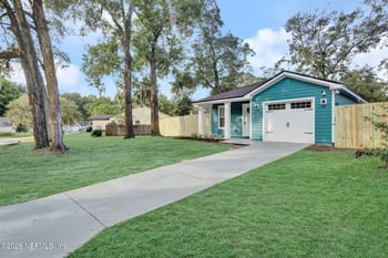 256 Aquarius Cir N, Jacksonville, FL 32216