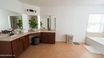 256 W Adelaide Dr, Fruit Cove, FL 32259