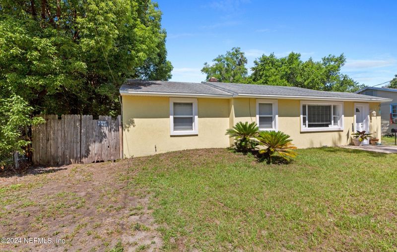 2560 Treemont St, Jacksonville, FL 32207