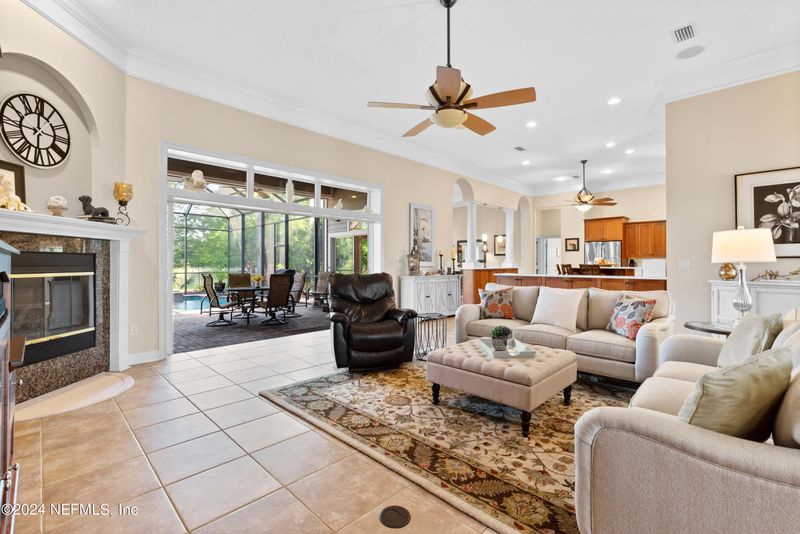 2563 Woodgrove Rd, Fleming Island, FL 32003