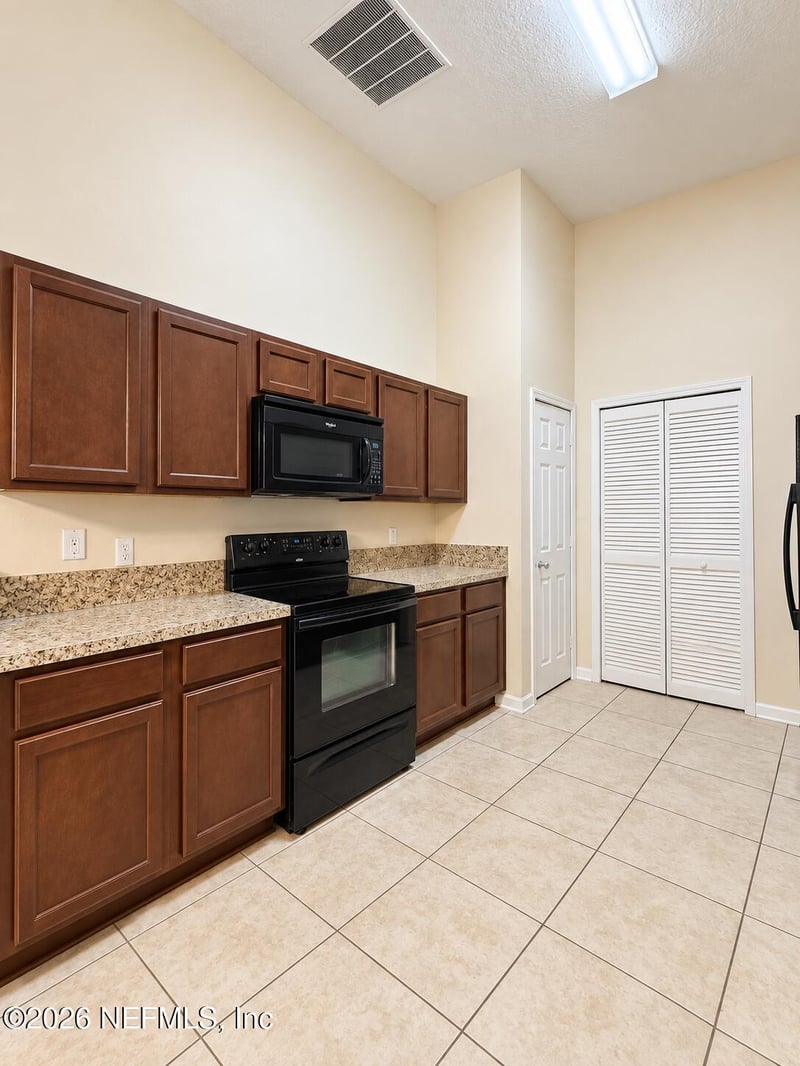 2564 Golden Lake Loop, St Augustine, FL 32084