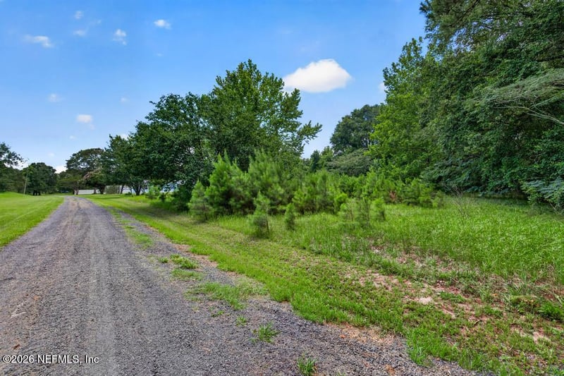 2567 Ruby Dr, Hilliard, FL 32046