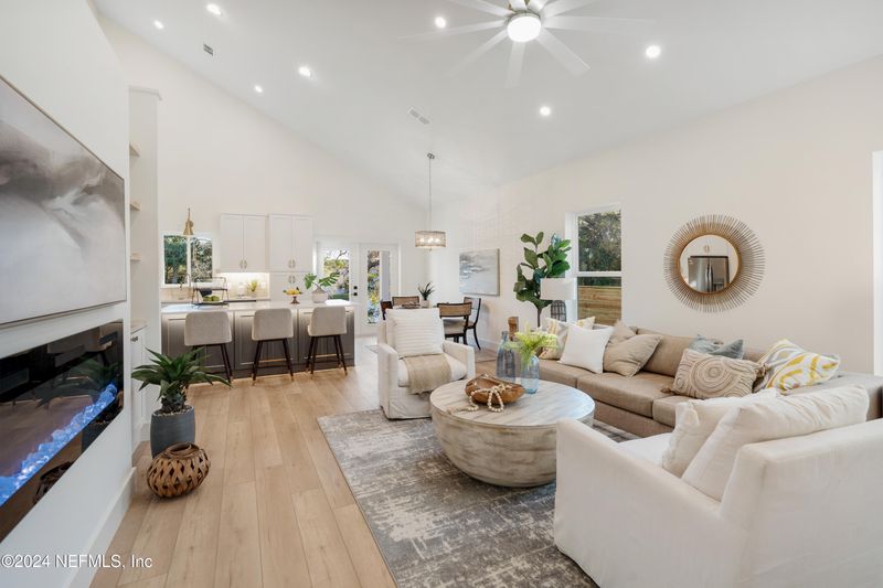 257 Dondanville Rd, St Augustine, FL 32080