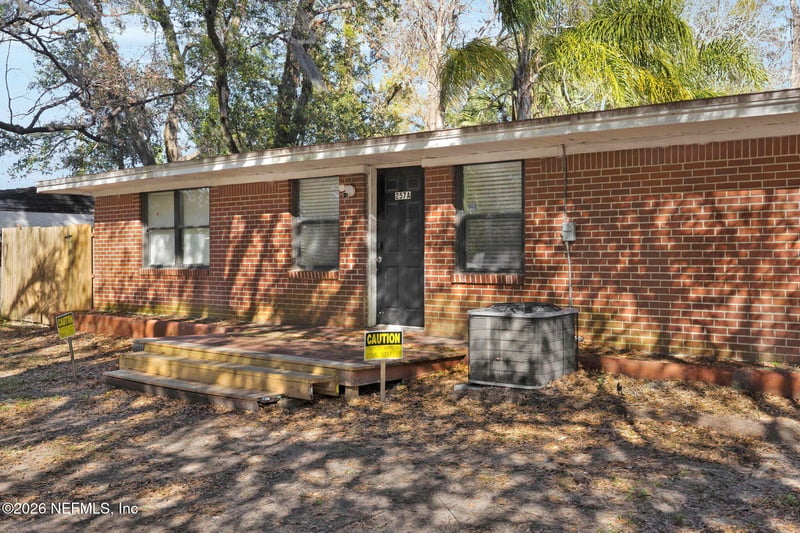 257 Pecan St, Jacksonville, FL 32211