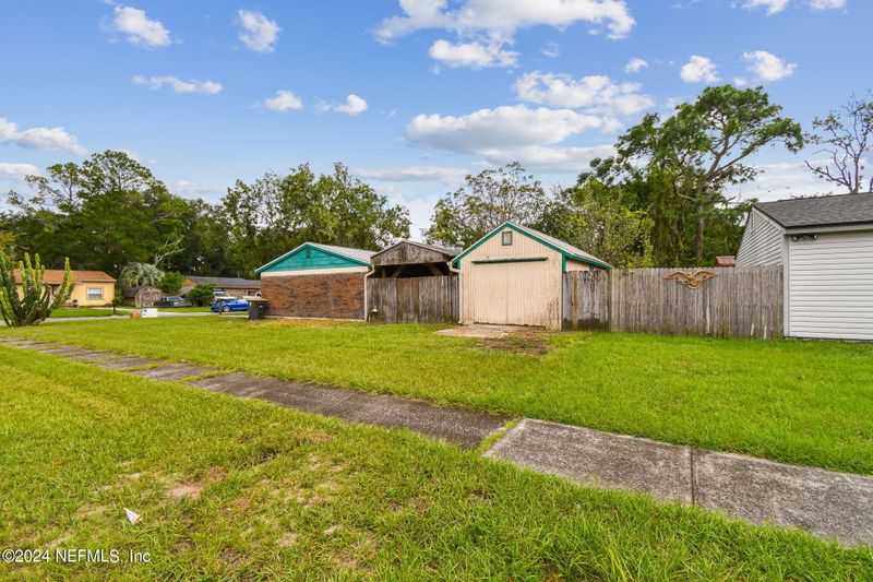 2576 Kenwood Dr E, Jacksonville, FL 32210