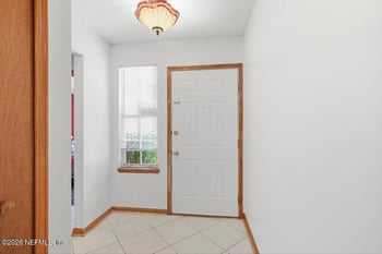 258 Aquarius Cir W, Jacksonville, FL 32216