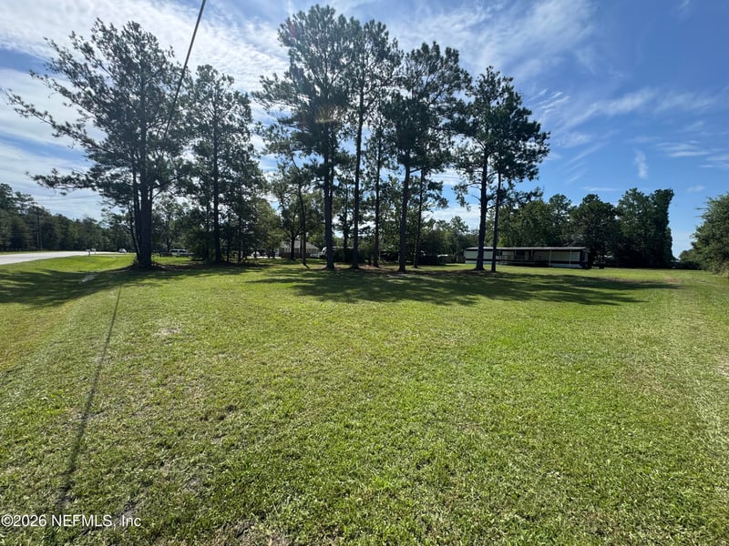 2580 Russell Rd, Green Cove Springs, FL 32043