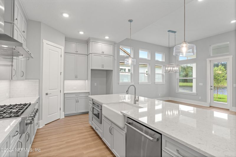 259 Canopy Forest Dr, St Augustine, FL 32092