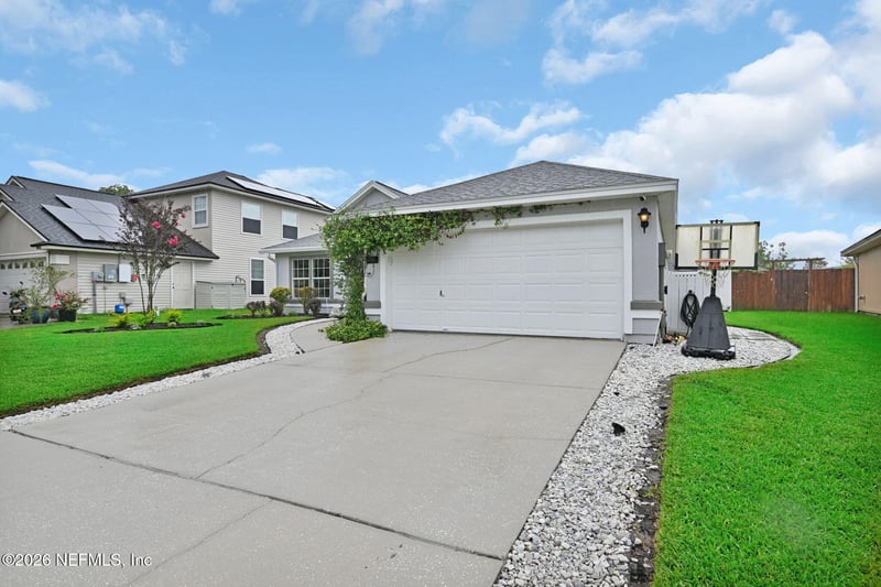 2599 Bentshire Dr, Jacksonville, FL 32246