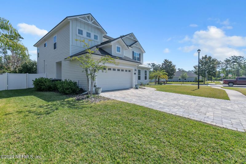 26 Tate Ln, St Johns, FL 32259