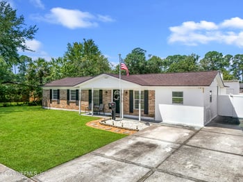 2608 Sack Dr E, Jacksonville, FL 32216