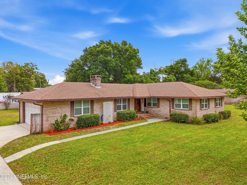 2611 Water Bluff Dr, Jacksonville, FL 32218