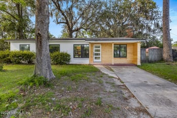 2614 Leonid Rd, Jacksonville, FL 32218