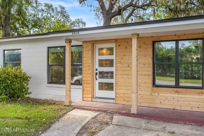 2614 Leonid Rd, Jacksonville, FL 32218