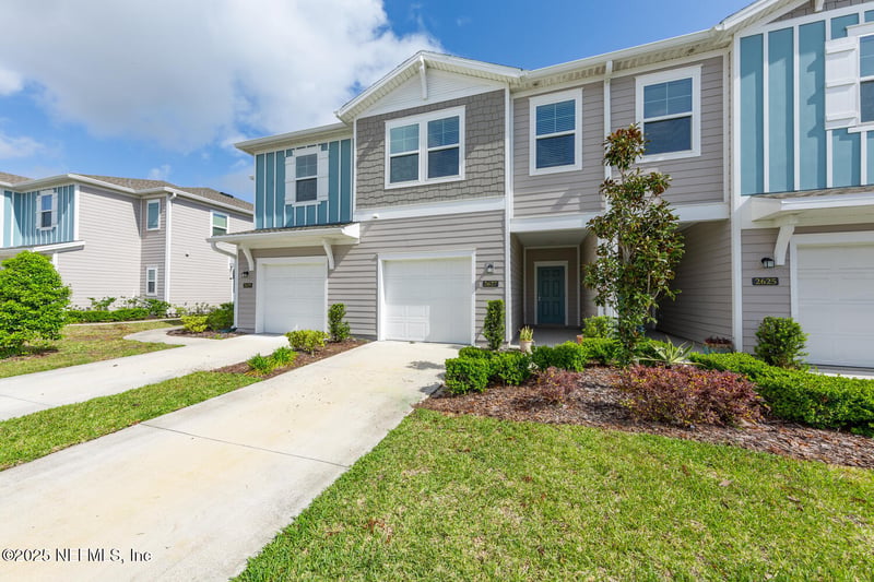2627 Sandy Dune Dr, Jacksonville, FL 32233